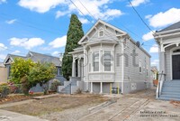 Building Photo - 1912 Adeline St