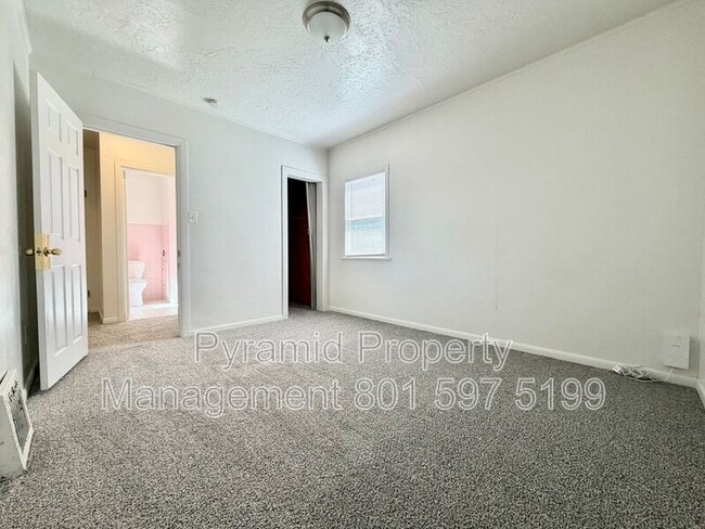 Building Photo - 4405 S 2700 E