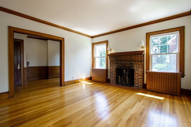 Building Photo - 62 Orchardhill Rd