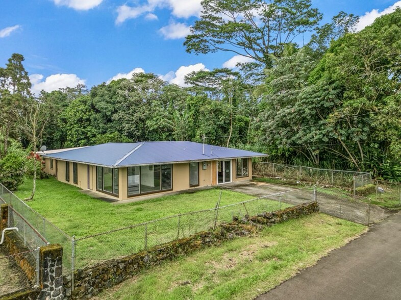 Primary Photo - 15-647 Puni Mauka Loop N