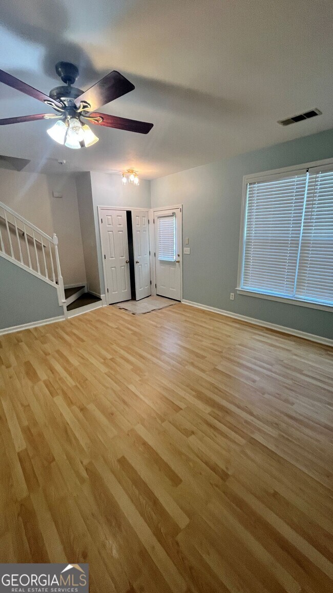 Building Photo - 4645 Valais Ct