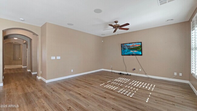 Building Photo - 29411 W Weldon Ave