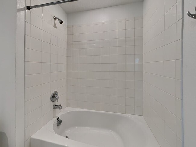 Building Photo - 1142 Pacific Dunes Ct