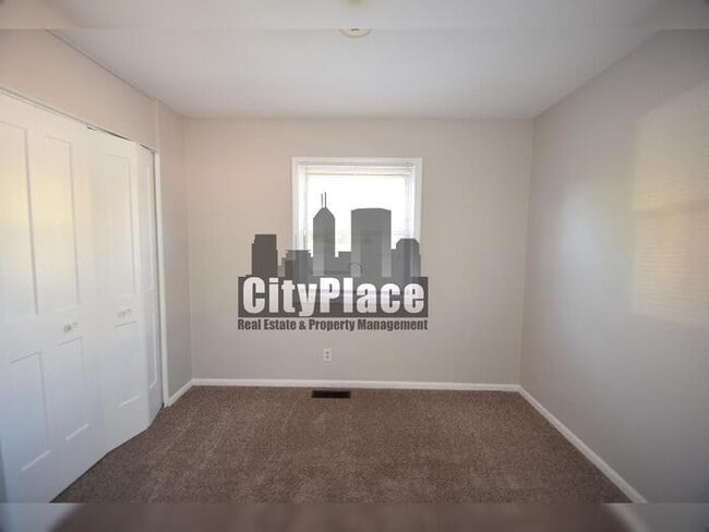 Building Photo - 3219 N Colorado Ave