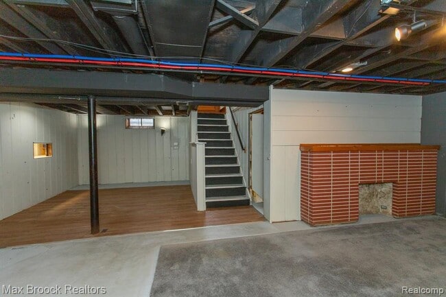 Building Photo - 8501 Northfield Blvd