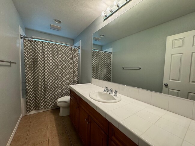 Building Photo - 3701 Pondera St