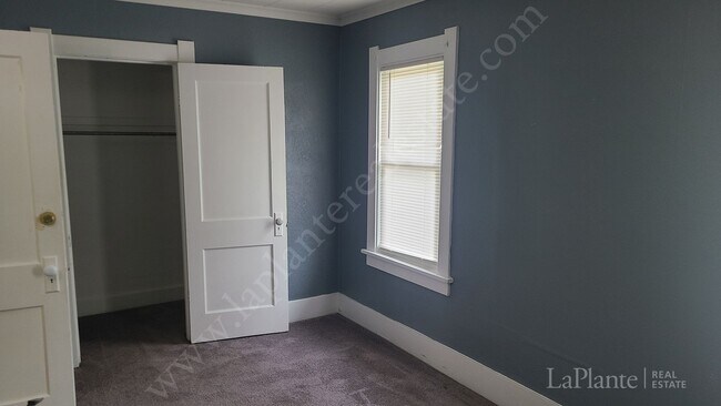 Building Photo - East Toledo Home for Rent