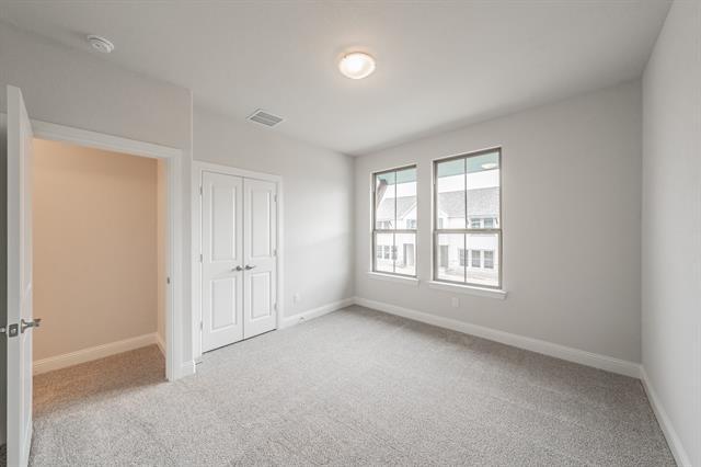 Building Photo - 9709 Thorncrown Ln