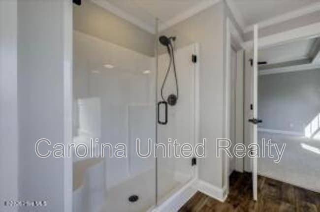 Building Photo - 1003 Glenhaven Dr