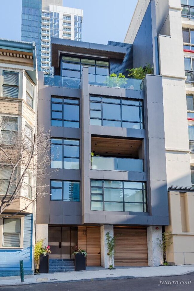 Building Photo - 17 Guy Pl