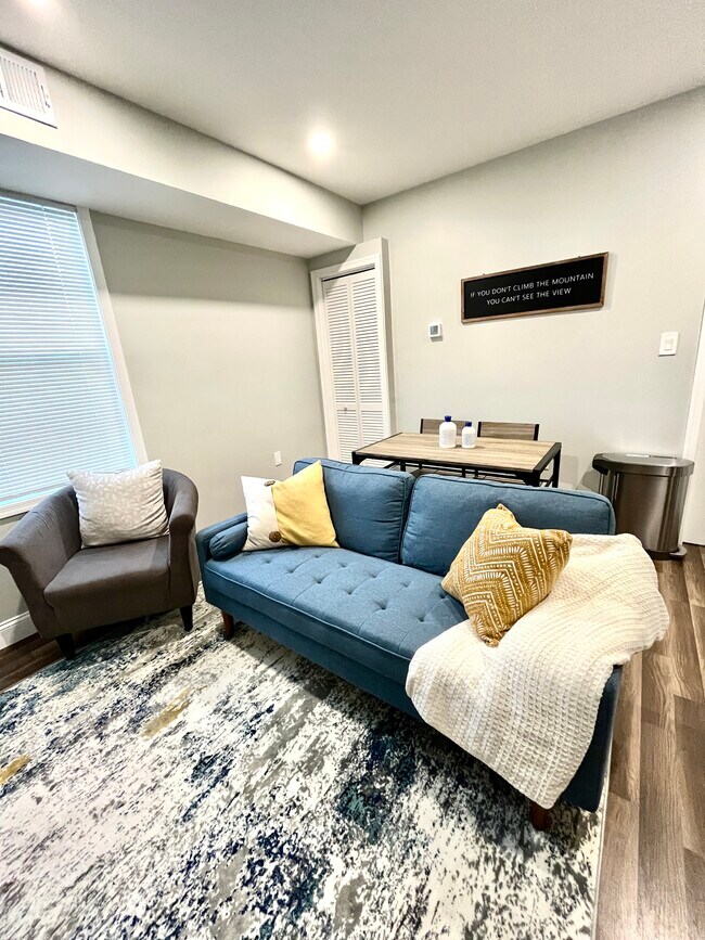 Primary Photo - 4206 Eads St NE