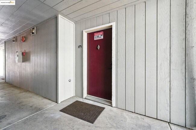 Primary Photo - 1333 N Camino Alto