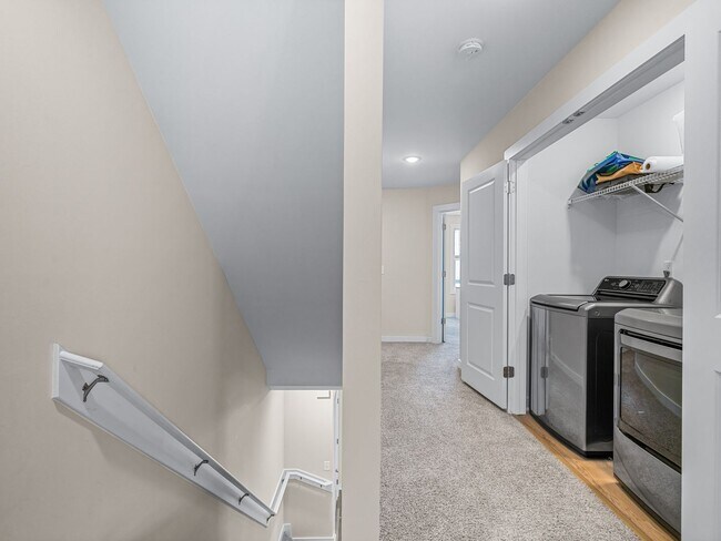 Building Photo - Townhome in Sneads Ferry