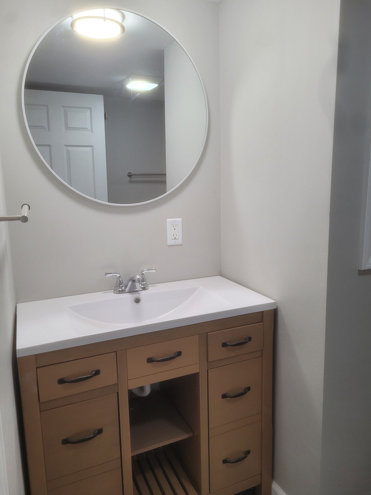 Lower level bathroom - 111 E 19th St S