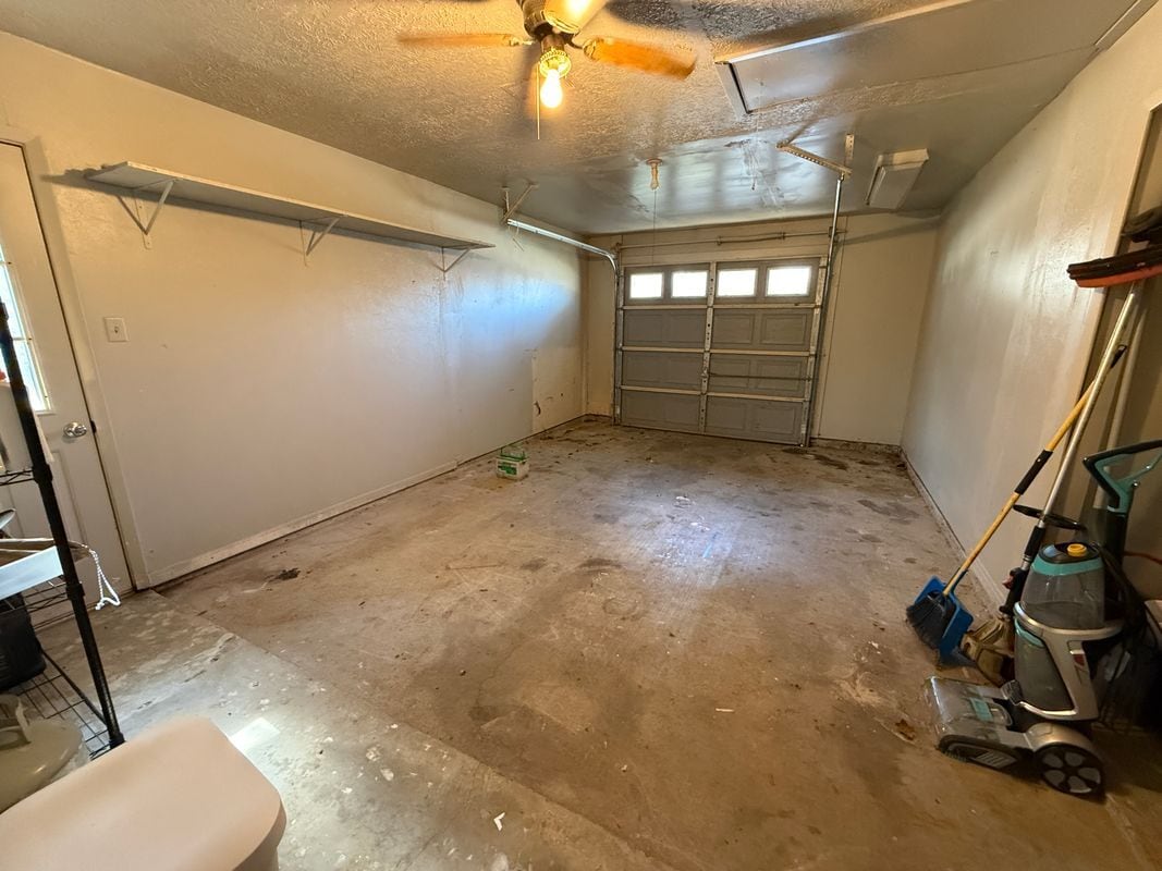 Building Photo - 3203 Bahia Dr