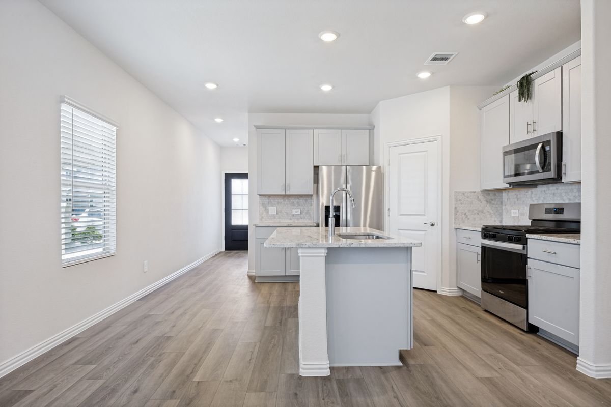 Building Photo - 4000 Marble Fls Dr