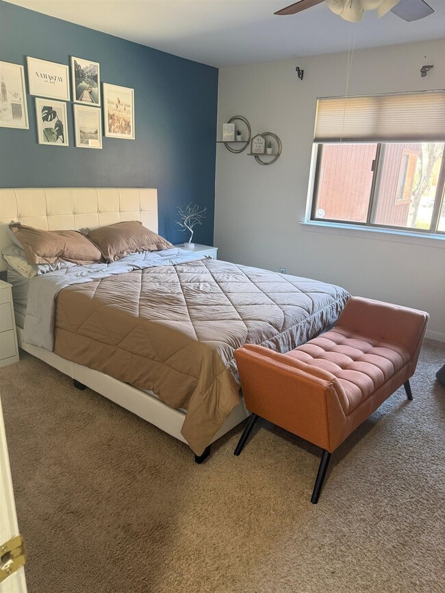 Building Photo - 507 Teal Plaza