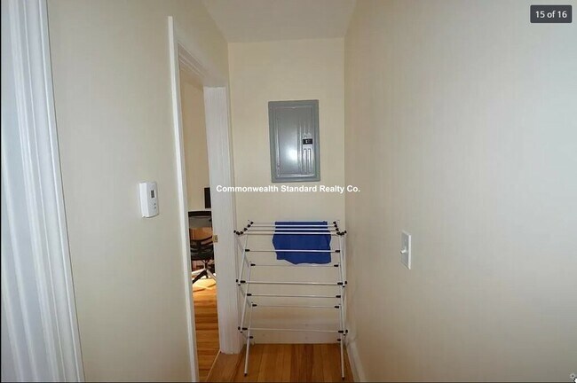 Building Photo - 69 Babcock St