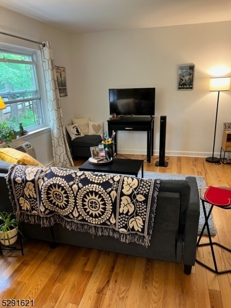 Building Photo - 48 Elm St