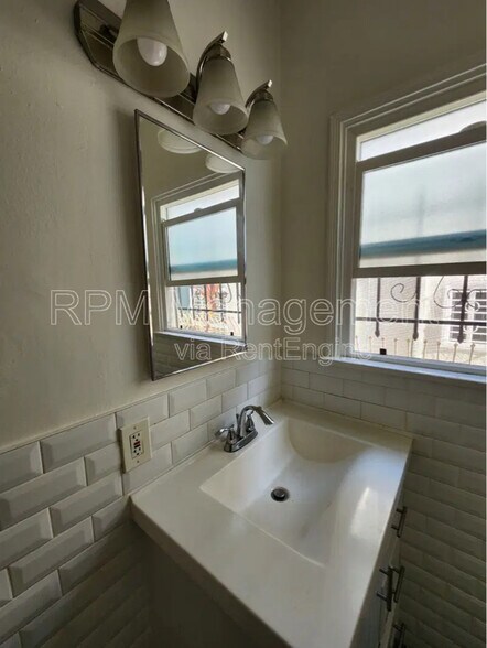 Building Photo - 1781 Orchid Ave