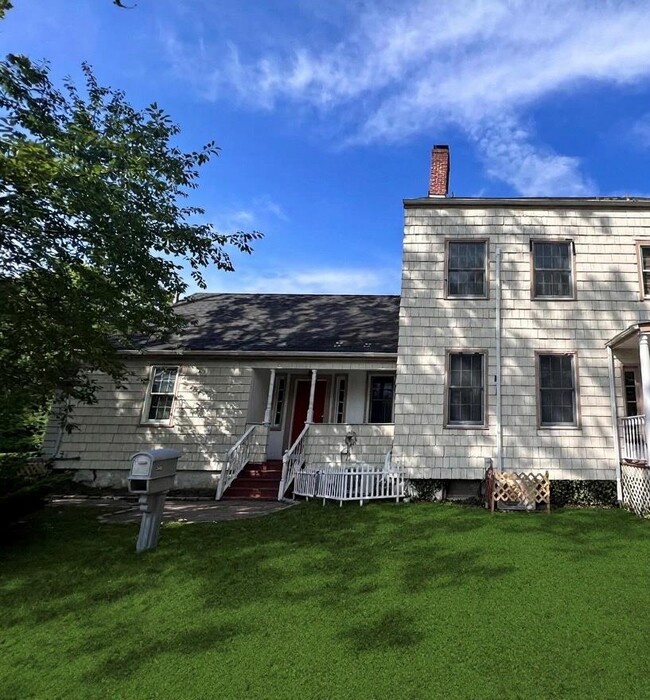 Primary Photo - 366 Park Ave