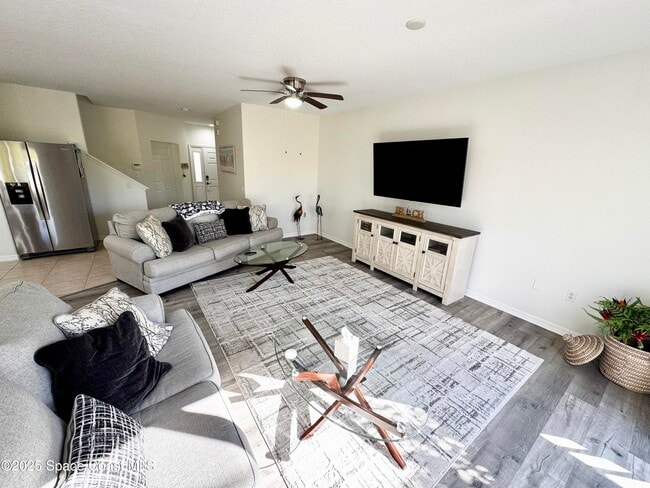 Building Photo - 121 Majestic Bay Ave