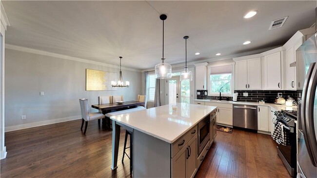 Building Photo - 1468 Addison Pl