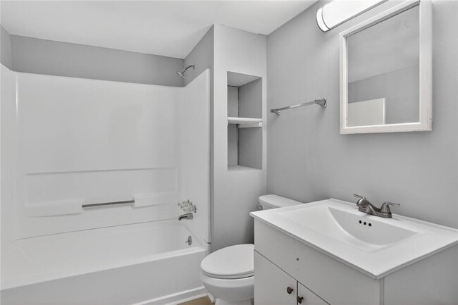 Building Photo - 2728 Winburn Terrace