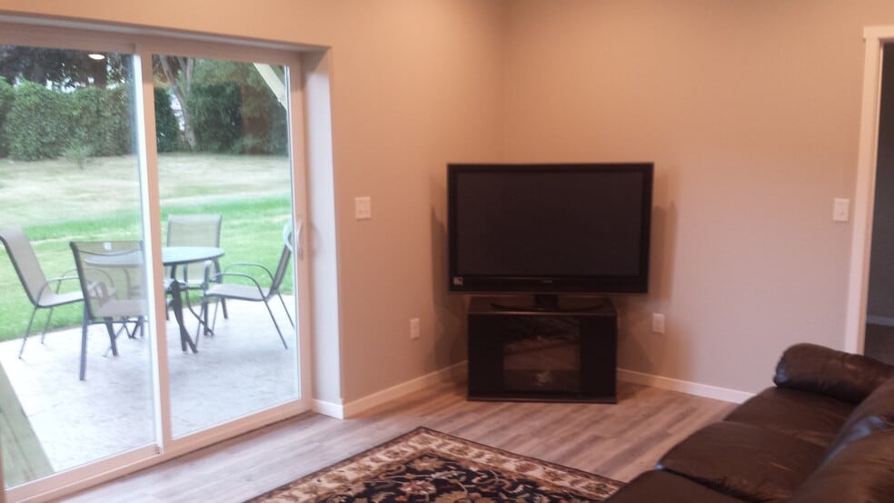 downstairs family room - 819 Main St
