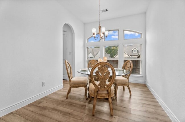 Building Photo - 23426 Yaupon Hills Dr