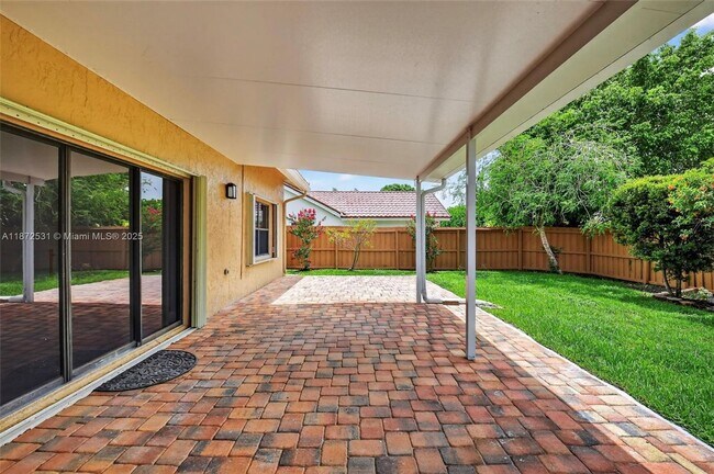 Building Photo - 9581 El Clair Ranch Rd