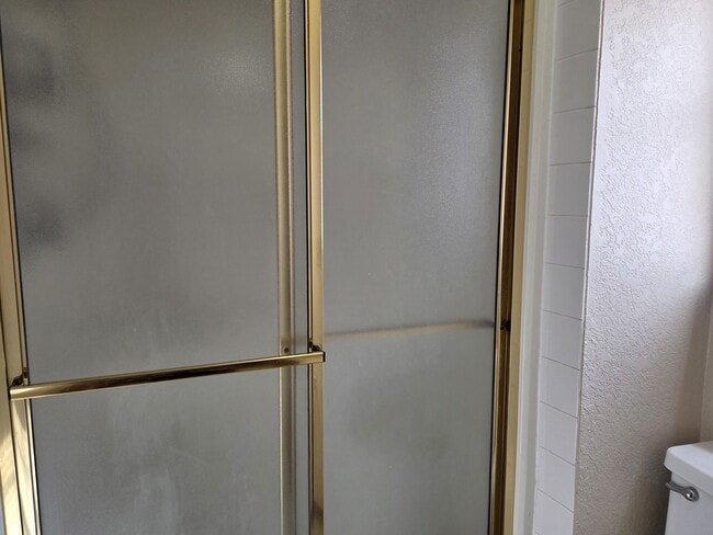 Building Photo - 2122 Meench Dr