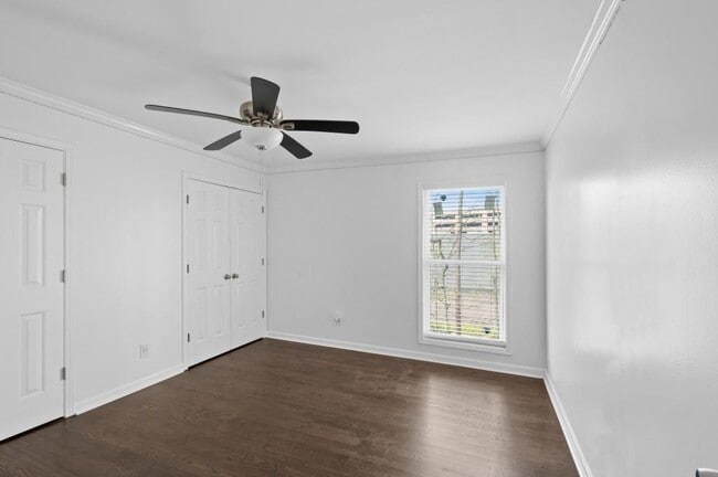 Building Photo - 1744 Woodcliff Pl NE