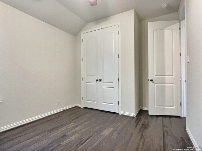 Building Photo - 6702 Encore Oaks