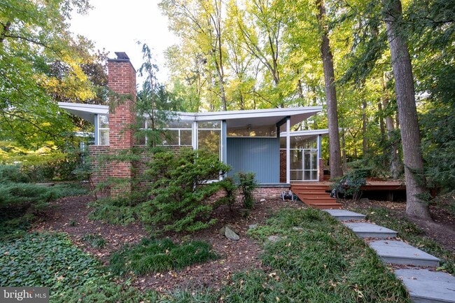 Building Photo - 2227 Glasgow Rd