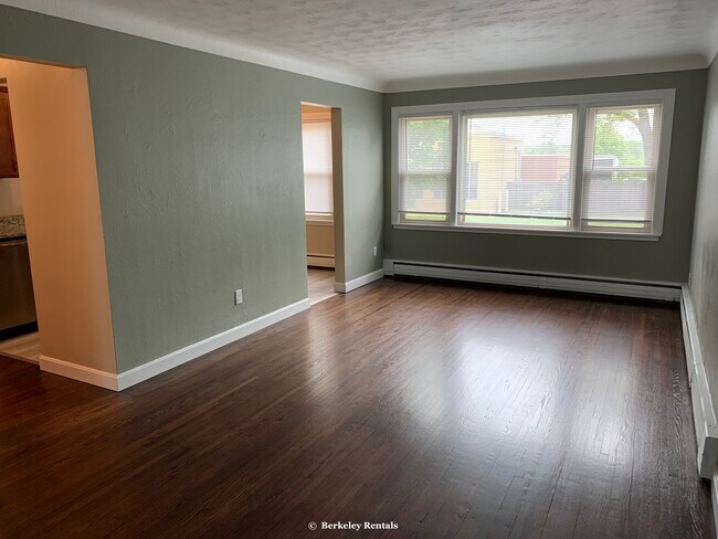 Living Room - 1511 7th St W