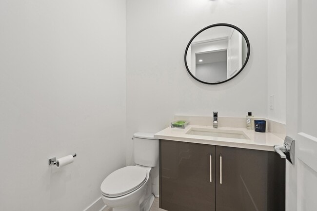 Building Photo - 13185 Faberge Pl
