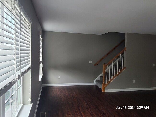 Building Photo - 3 Bedroom Townhouse for Rent in Waynesboro!