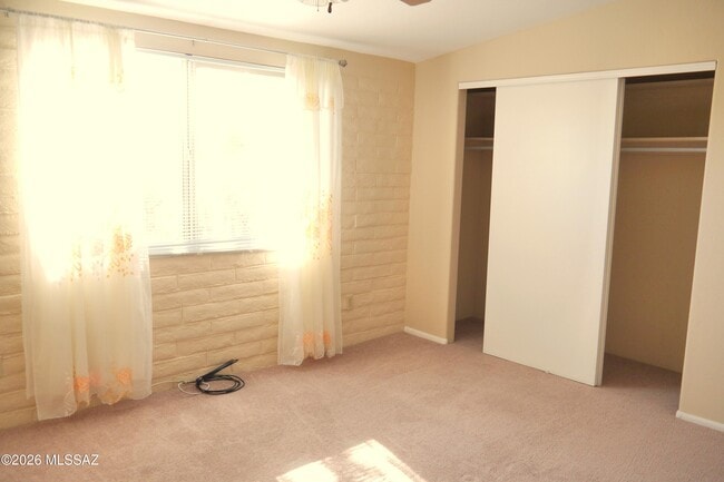 Building Photo - 6510 N Camino Arturo