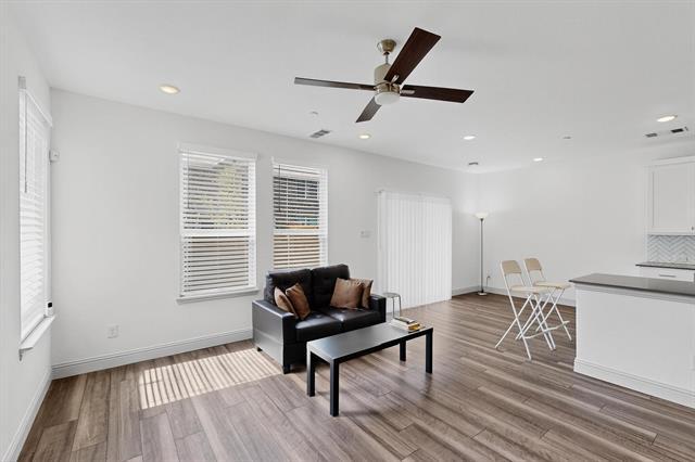 Building Photo - 1371 Hill Country Pl
