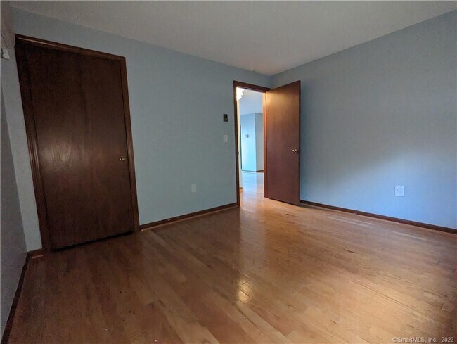 Building Photo - 11 Westgate St