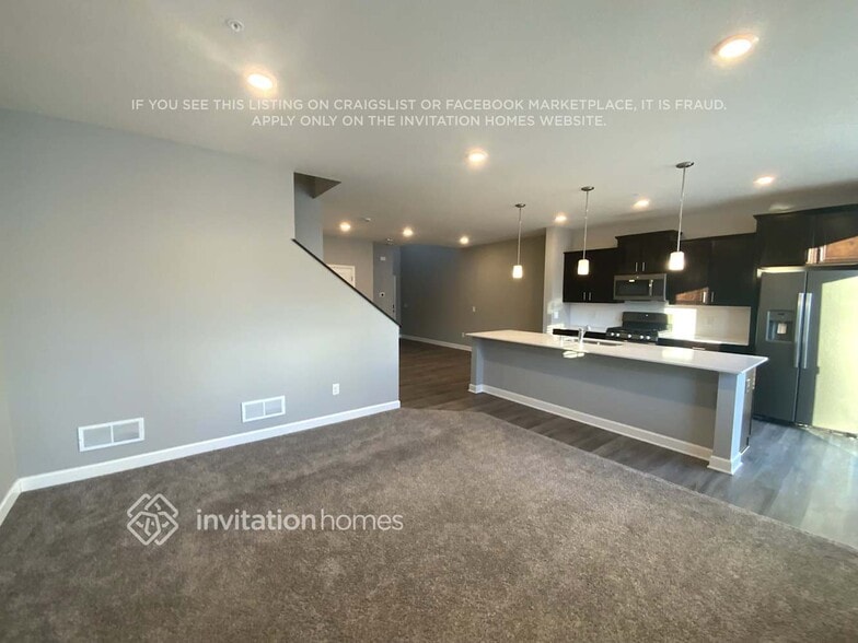 Building Photo - 6444 Inspire Cir S