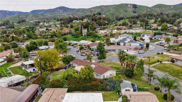 Building Photo - 3920 El Camino Dr