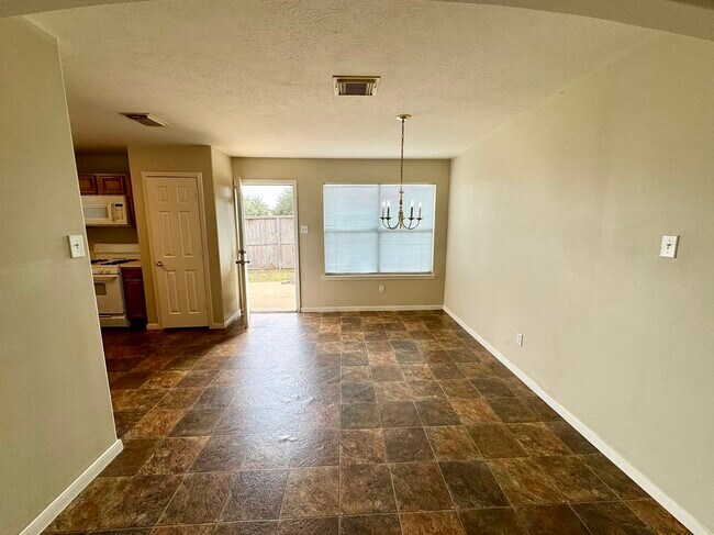 Building Photo - 19703 Billineys Park Dr