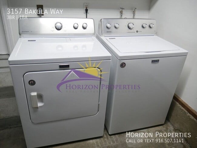 Building Photo - 3157 Bakula Way