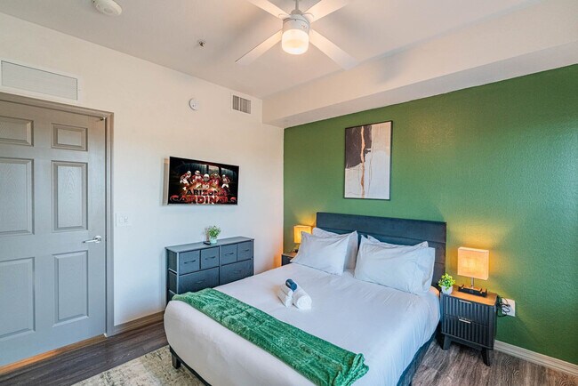 Building Photo - 9600 W Georgia Ave