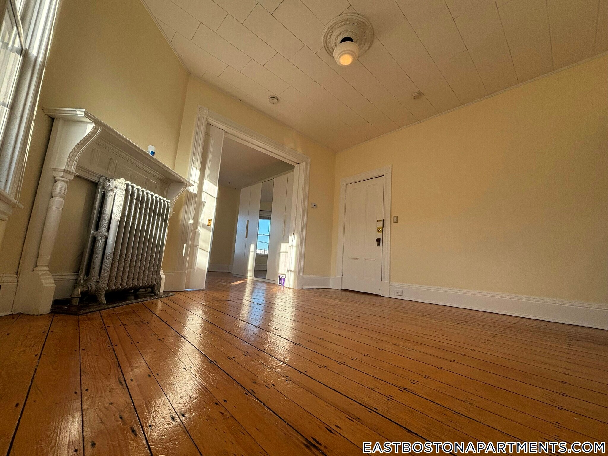 Building Photo - 33 Falcon St