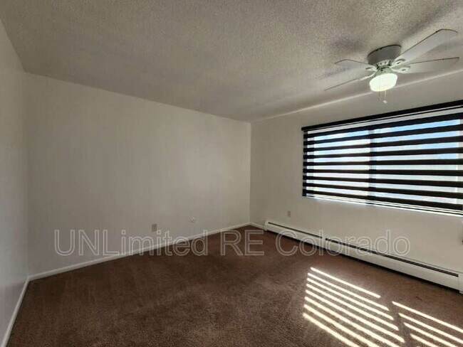 Building Photo - 1617 14th Ave