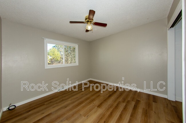 Building Photo - 4405 Ocean Ave