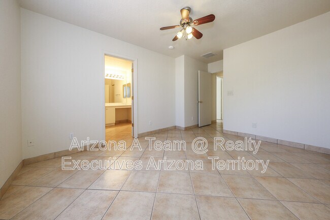 Building Photo - 7041 Mitchell Flyer Rd